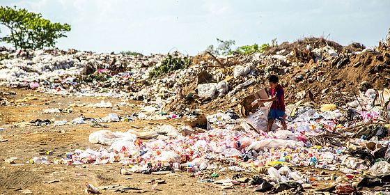 Fast fashon - slow change