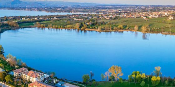 Le camminate sostenibili del Garda: il Lago del Frassino
